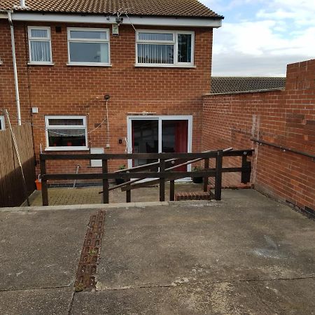 Penllech House - Huku Kwetu Notts - 3 Bedroom Spacious Lovely And Cosy With A Free Parking- Affordable And Suitable To Group Business Travellers Nottingham Kültér fotó