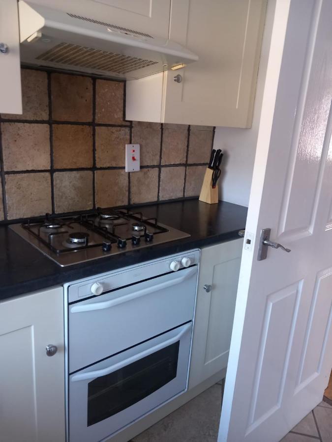 Penllech House - Huku Kwetu Notts - 3 Bedroom Spacious Lovely And Cosy With A Free Parking- Affordable And Suitable To Group Business Travellers Nottingham Kültér fotó