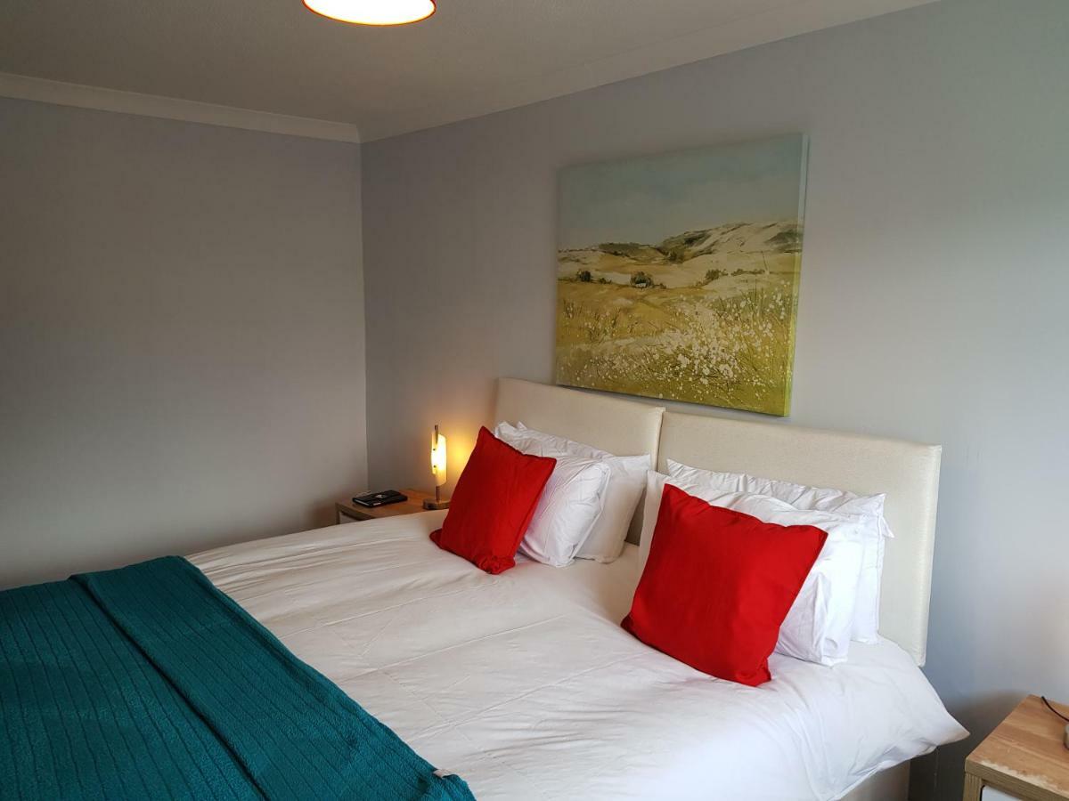 Penllech House - Huku Kwetu Notts - 3 Bedroom Spacious Lovely And Cosy With A Free Parking- Affordable And Suitable To Group Business Travellers Nottingham Kültér fotó